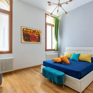 rialto-bridge-lovely-apartment.hotelslidodijesolo.com/